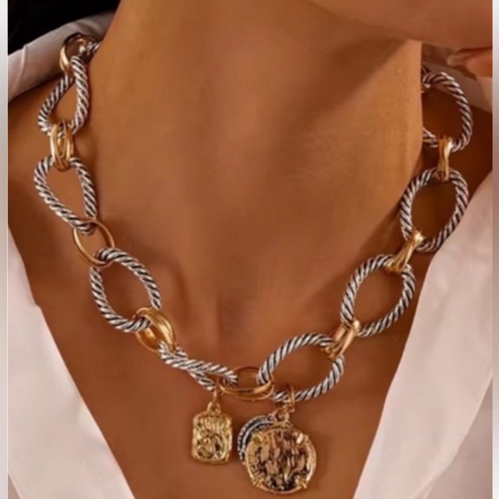 New 14K Gold Plated Collar Necklace Twist Chain Choker New - Picture 1 of 3